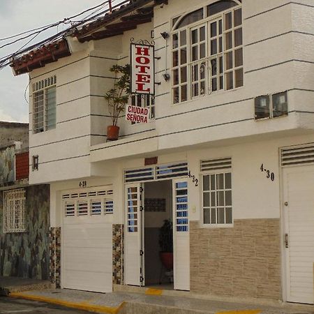 Hotel Ciudad Senora Буґа Екстер'єр фото